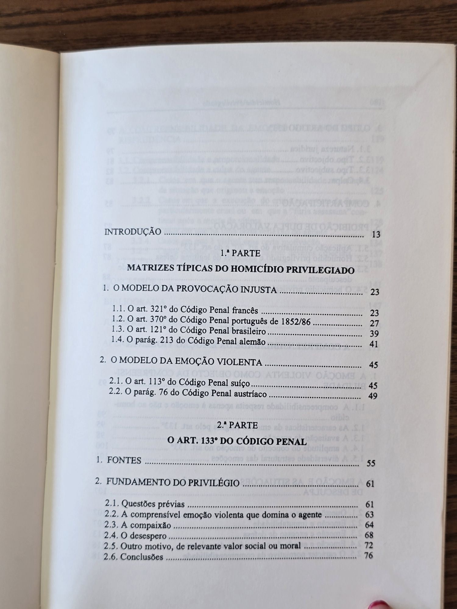 Livros jurídicos - Direito 1 = 5€ / 10 = 40€