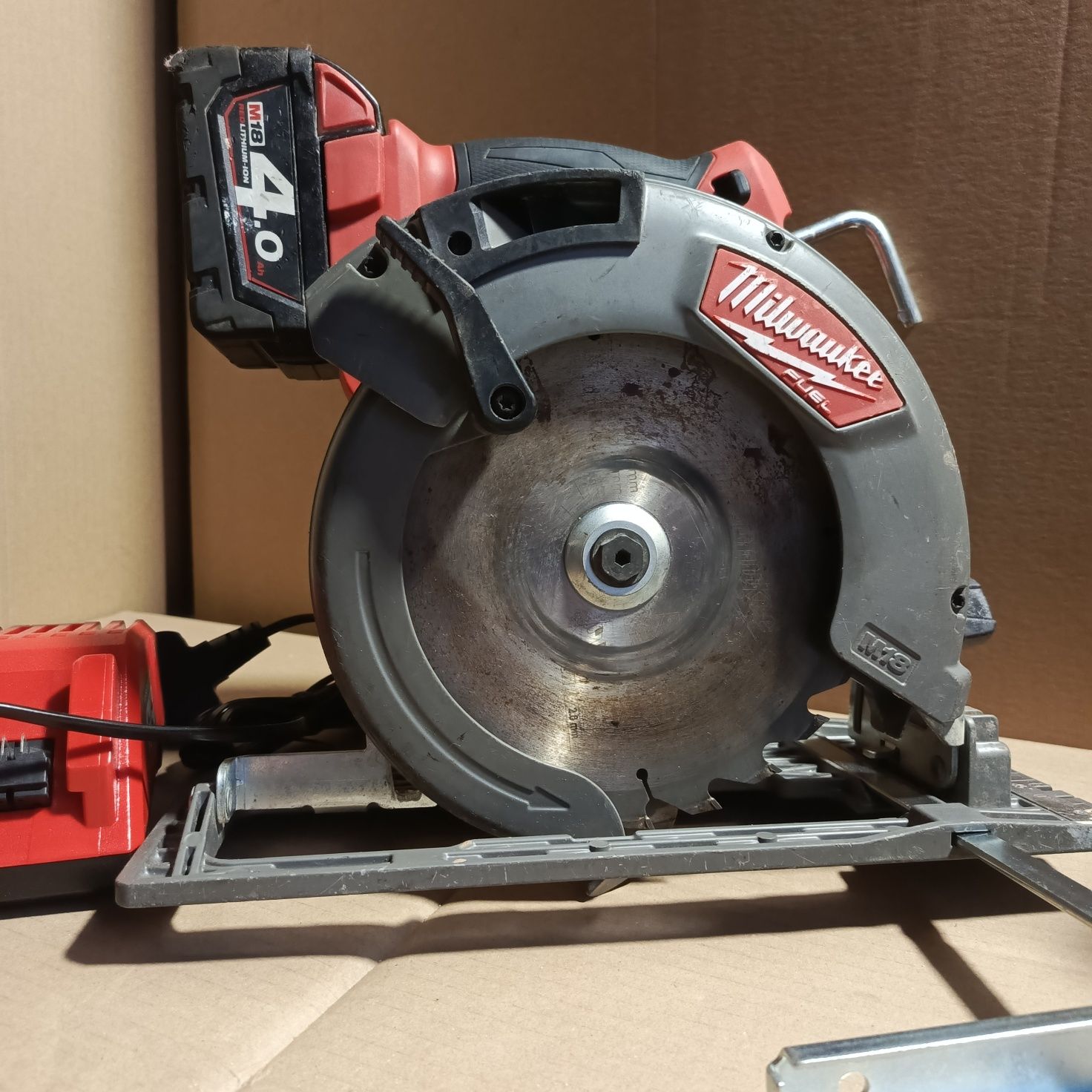 Milwaukee m18 blcs66 pilarka tarczowa
