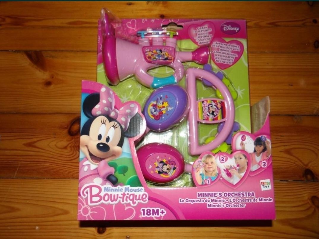 Disney Store Exclusive
Cudny Zestaw instrumentów
Minnie Mouse USA