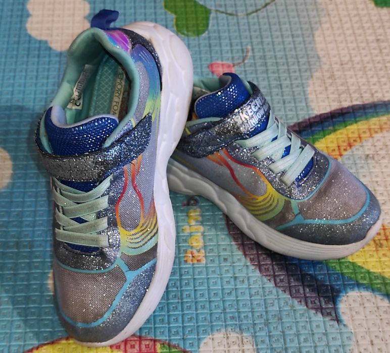 Skechers, buty dla dziewczynki, 32, tęcza, brokat