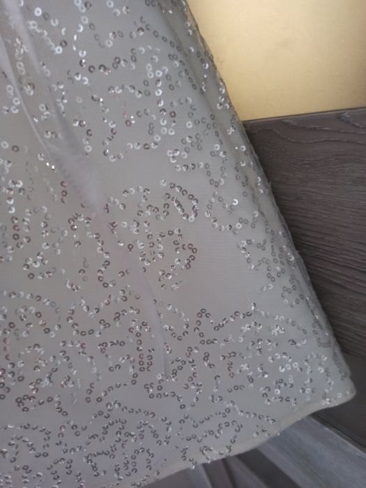 Sukienka ślubna wiązana