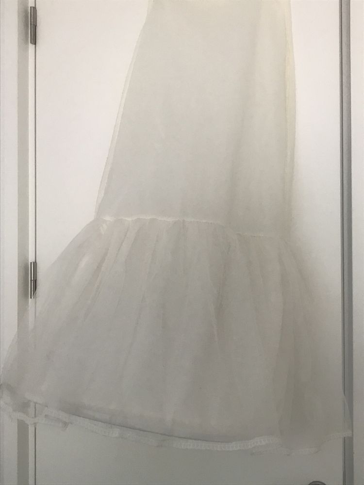 Vestido de noiva “Rosa Clará” 36-38 + saiote. Promocão