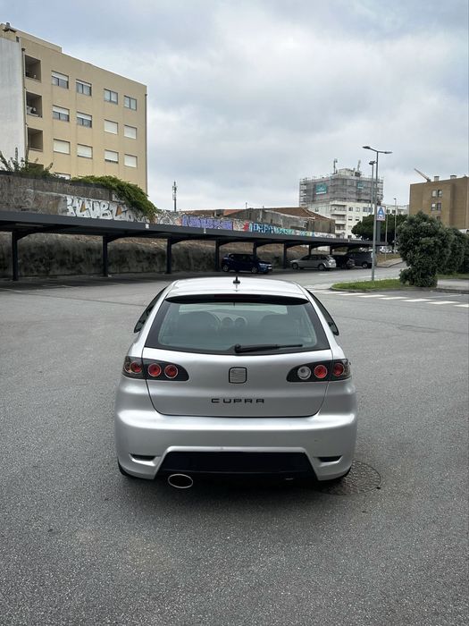 Seat ibiza 6L pd 130cv  5 lugares