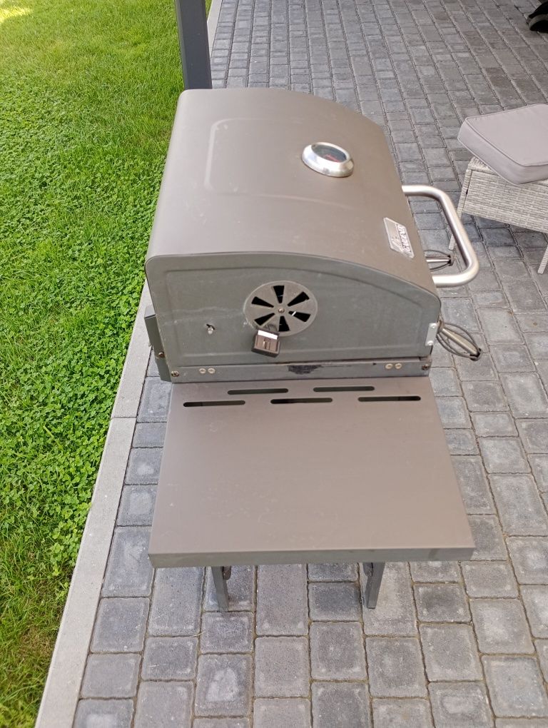Grill ogrodowy węglowy termometr