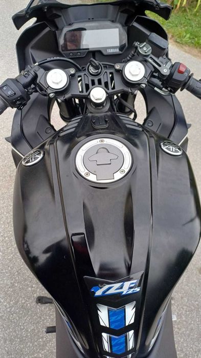 Yamaha yzf 125 r125 cbr abs mt 125
