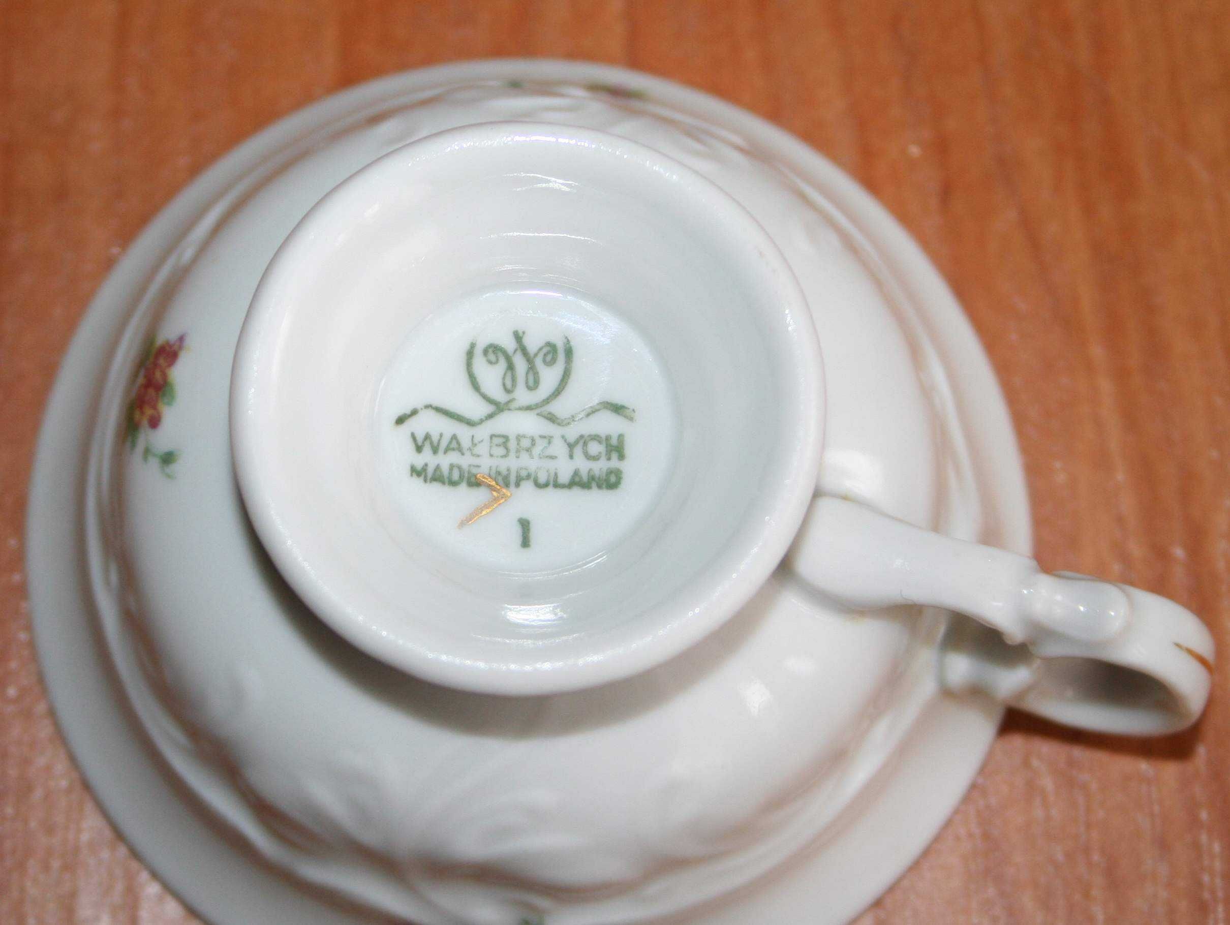 Wałbrzych porcelana stare filiżanki z dzbanuszkiem