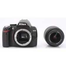 Nikon       d3000
