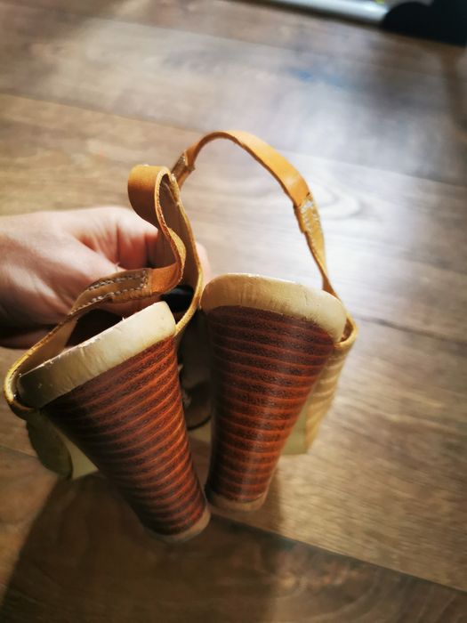 Sandały na szeroką stopę