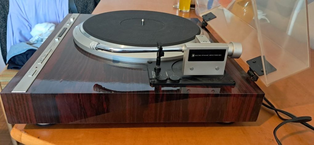 Gramofon Victor QL y5