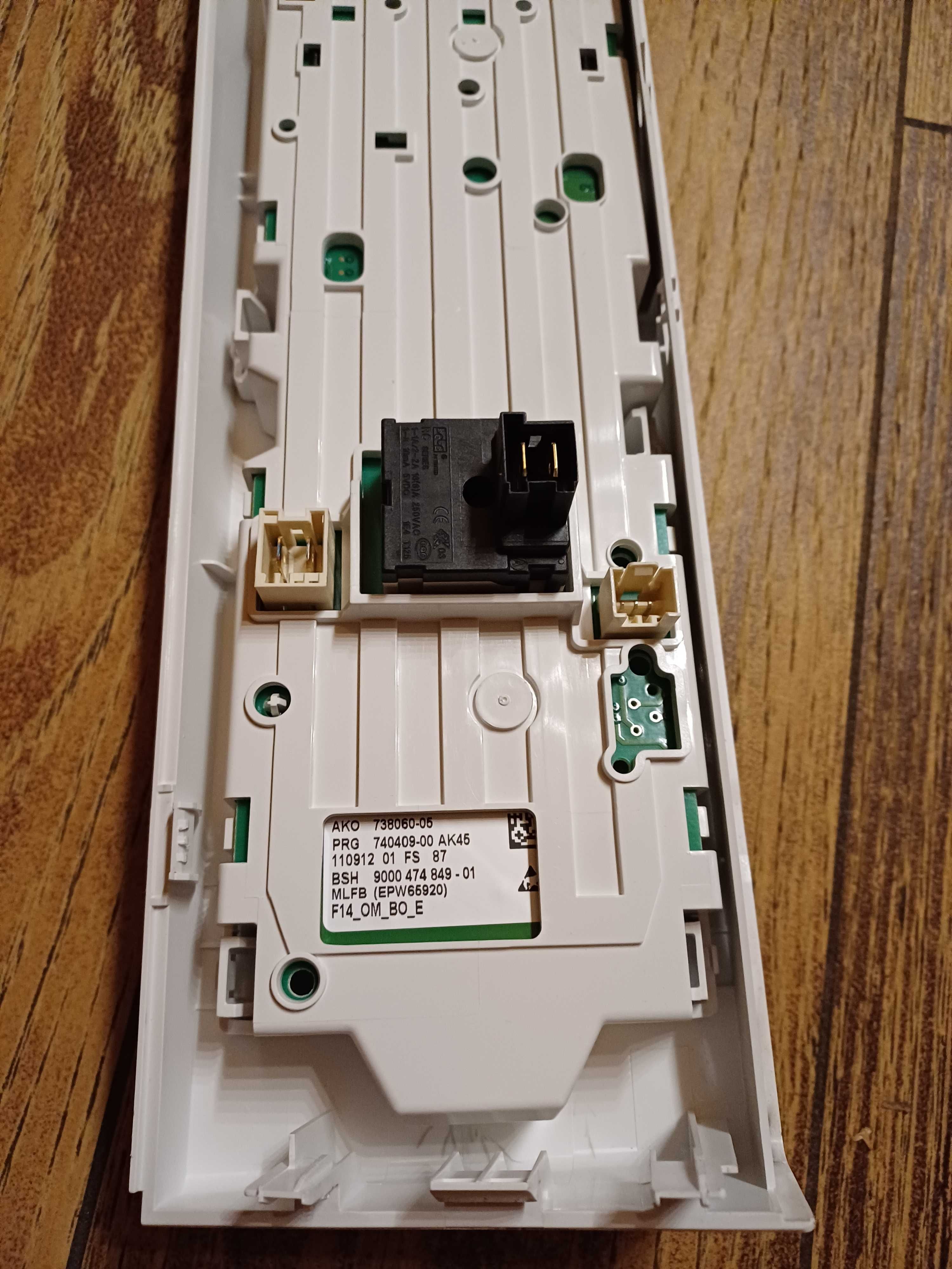 Плата управління пральної машини BOSCH 9000474849-01