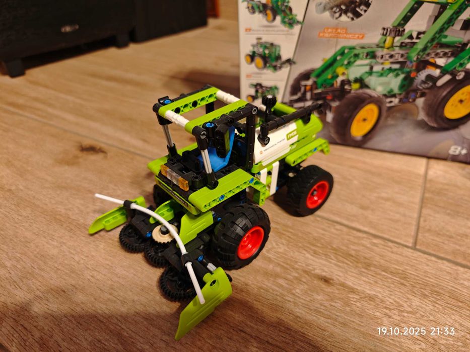 Klocki Techniczne traktor z przyczepą kombajn