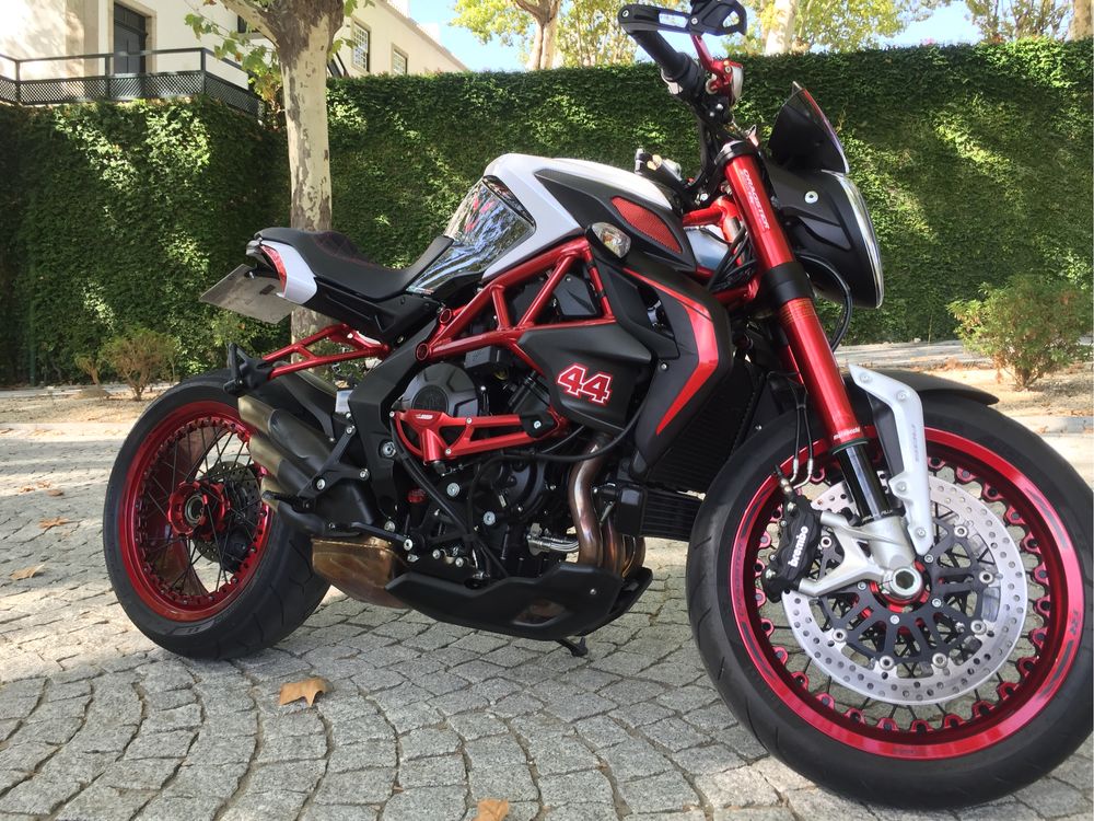 MV Agusta 800 Dragester RR "LH44"  Lewis Hamilton