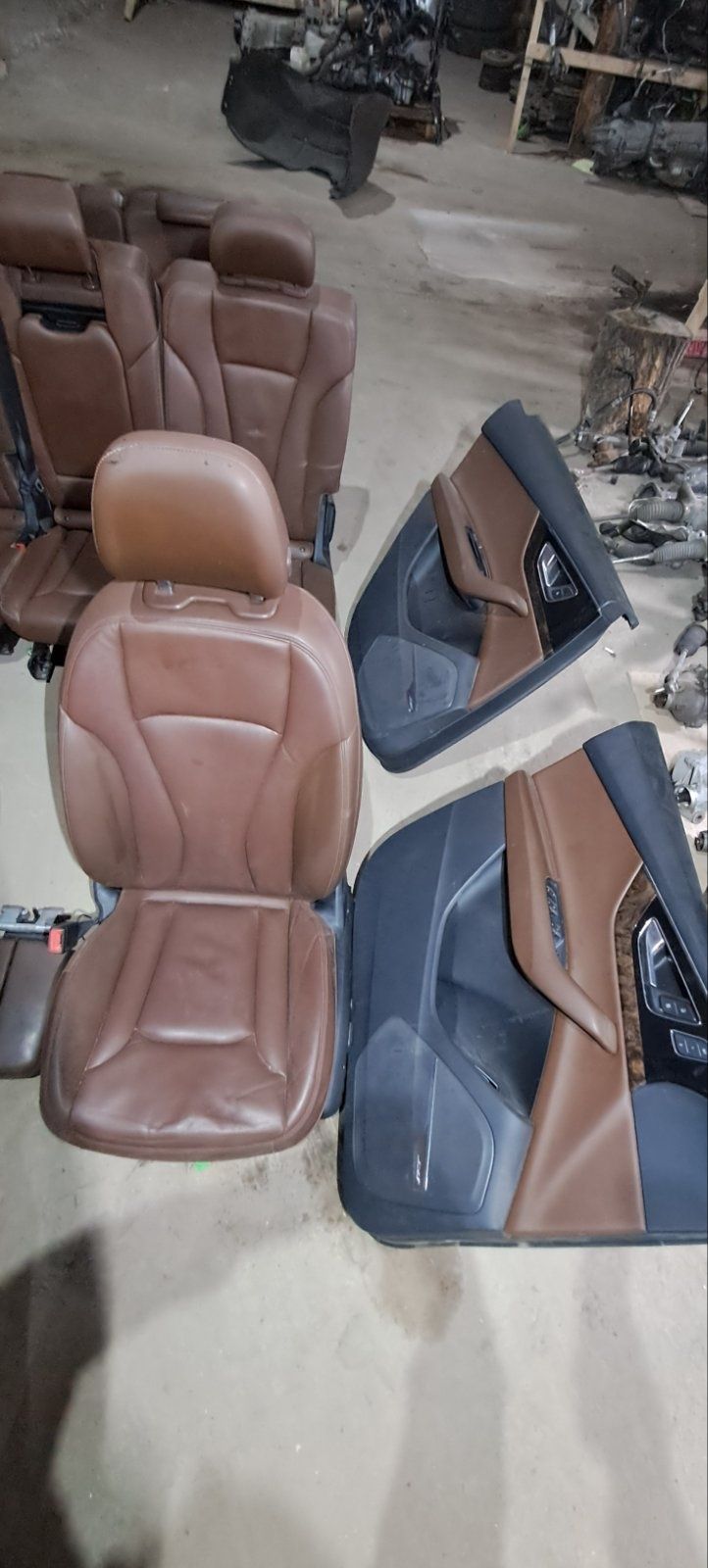 Салон сиденья карты комплект  7 мест Audi Q7 ку7 2017 4m