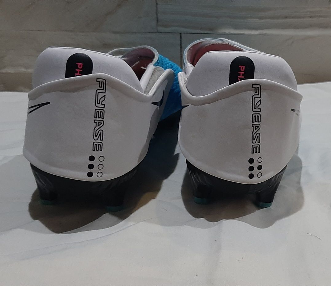 Buty korki Nike Phantom GT2 Academy MG DH638-446