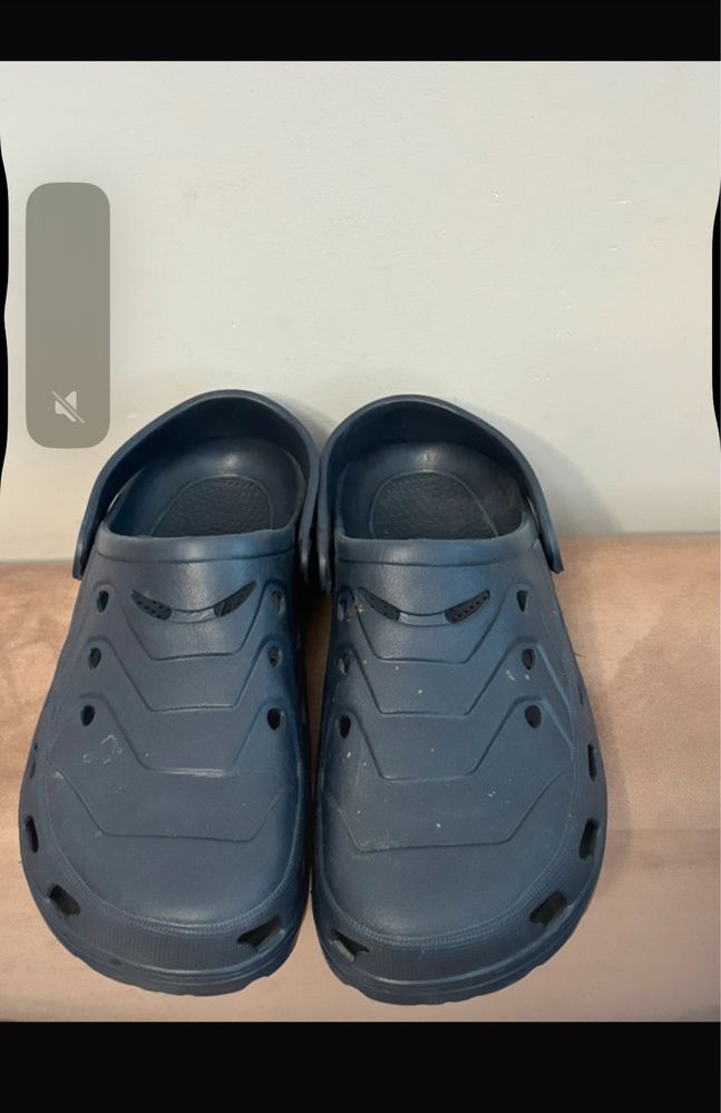 Chodaki Tank klapki Crocs piankowe Granatowe 40