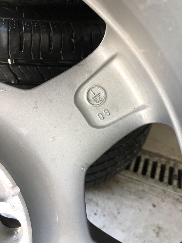 Диски-Шини 265/65/18 Dunlop диски- /6/139.7R18 Toyota Orig.