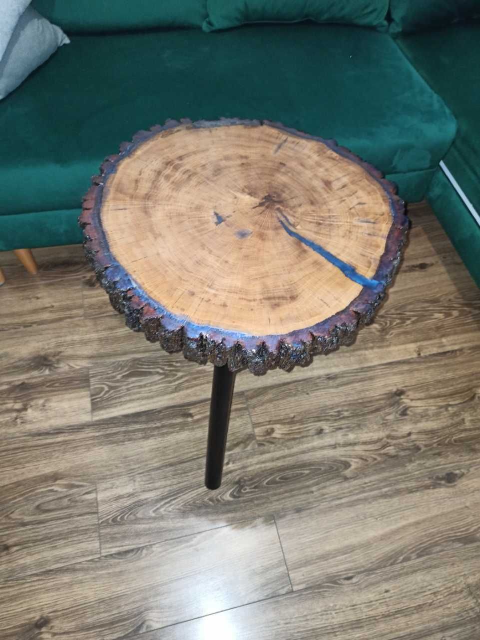 Stolik  pokryty żywicą 60cm