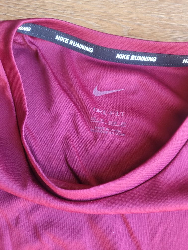 Koszulka damska Nike Dri-Fit XS