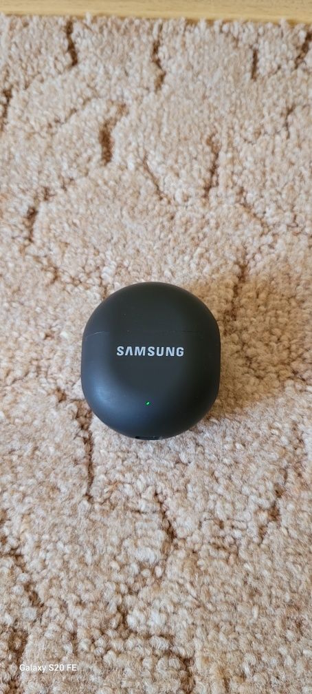 Беспроводные наушники Samsung Buds Max AKG
