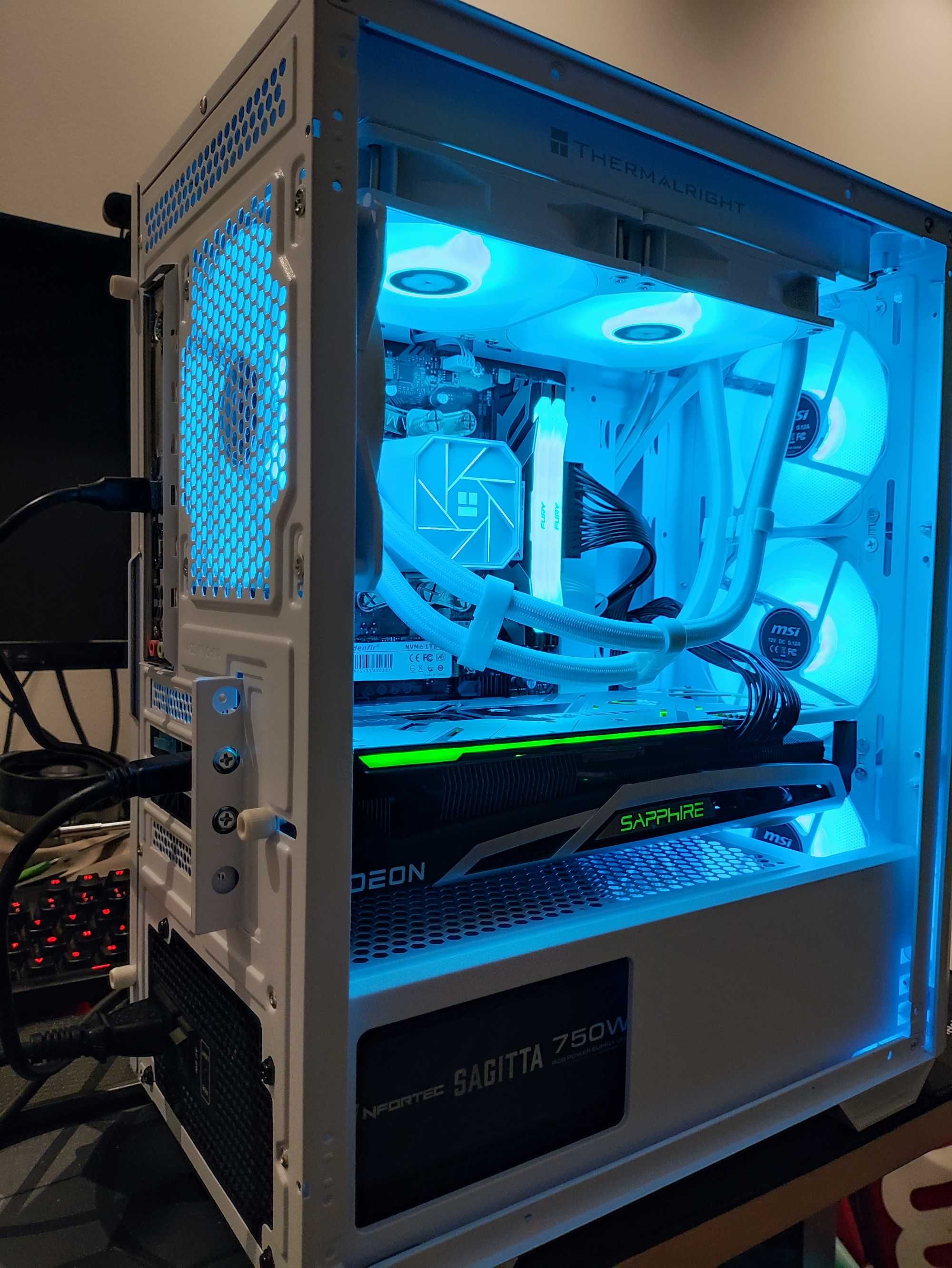 PC Gaming | RX 6800XT | Ryzen 7 7700 | Water cooler | 32GB | 1TB SSD
