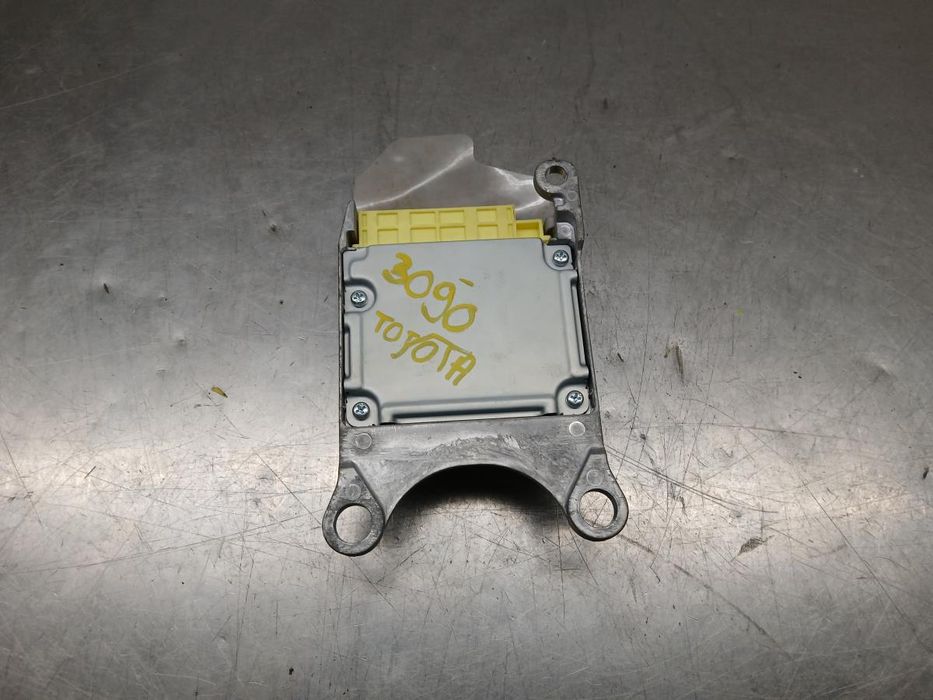 Centralina airbag TOYOTA Auris Hatchback (_E18_)