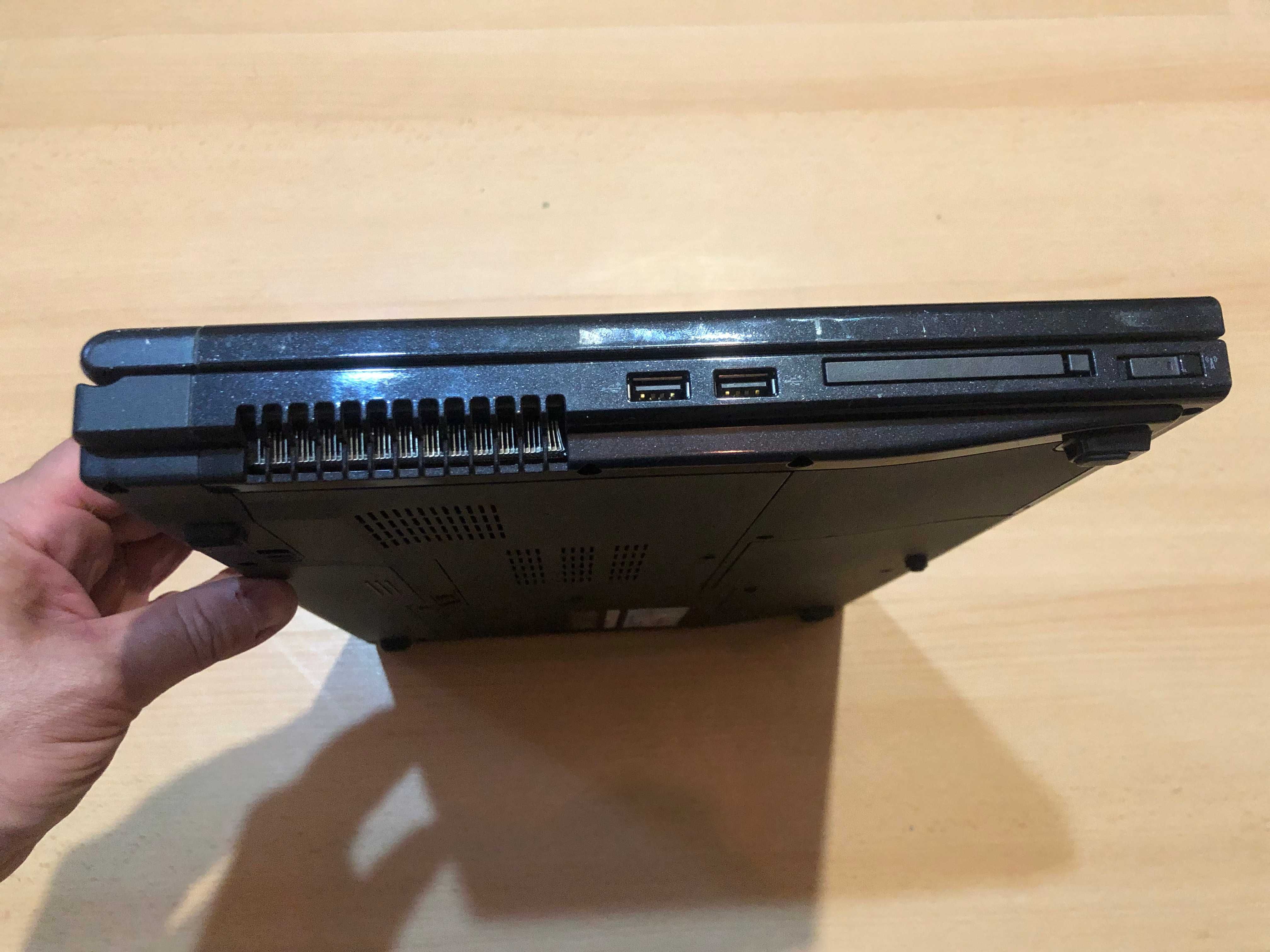 Dell Vostro 1510/C2D 1.8 GHz/2GB DDR2/64GB SSD/Win 7x64