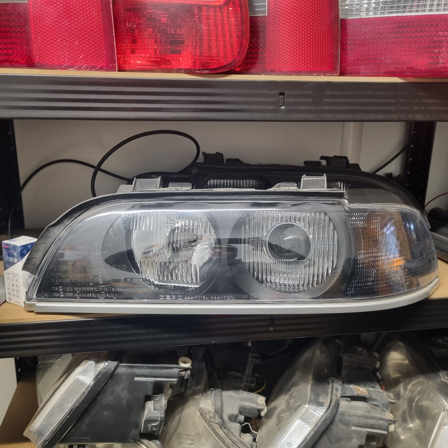 Lampa przednia lewa  po regeneracji xenonBMW 5 E39