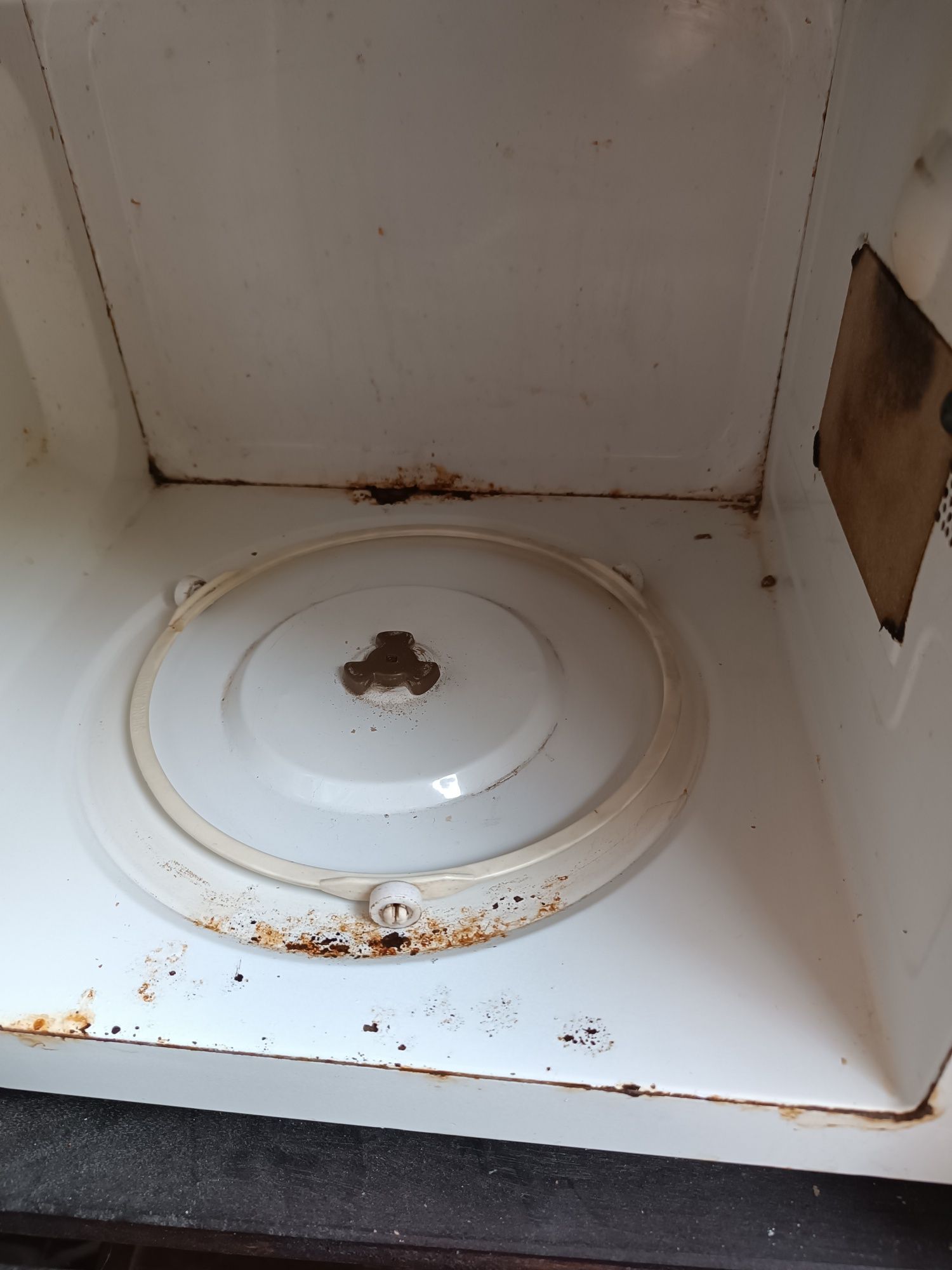 Haier kuchenka mikrofalowa mikrofala sprawna, odbiór osobisty, polecam