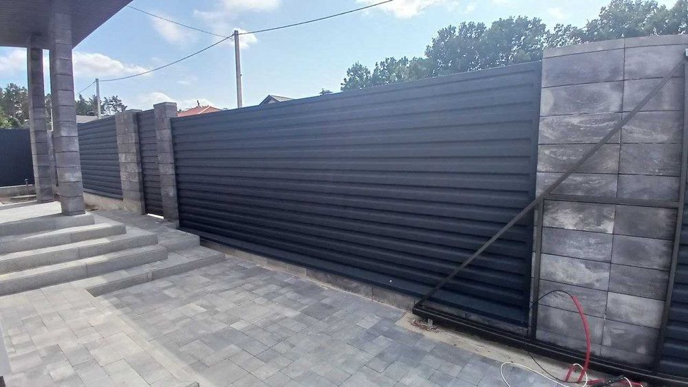 Сучасний функціональний одноповерховий будинок у Лісовій Бучі