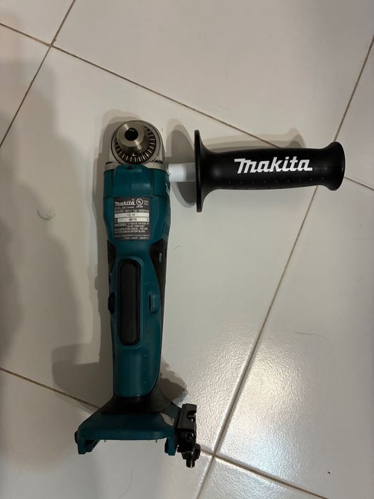 Rebarbadora/berbequim angular Makita 18v impecável, pronto a trabalhar
