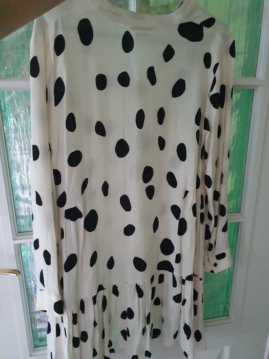 Sukienka Reserved kremowa w czarne kropki rozm. S M - NOWA