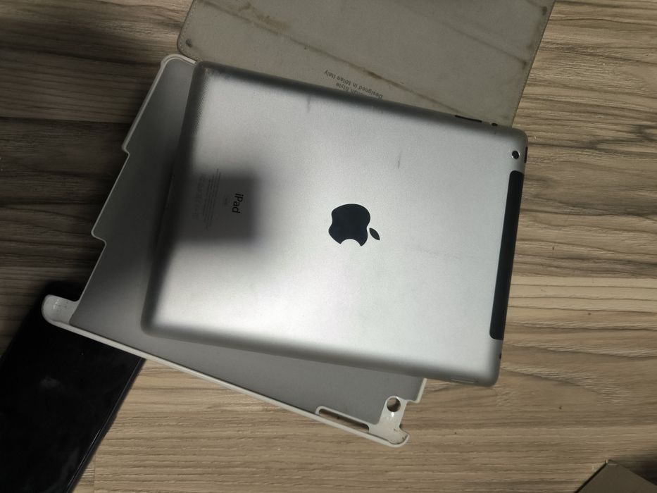 Apple iPad 3 (model A1430)  на запчастини