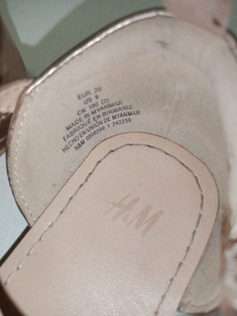 H&M r.26 sandały, złote sandałki.