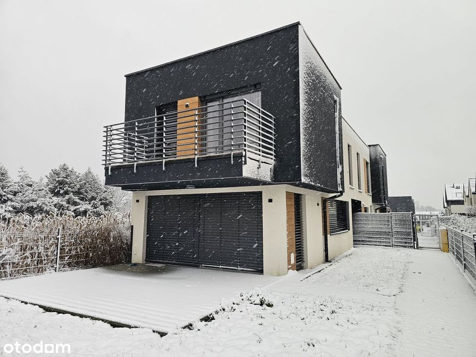 Wprowadź się od razu! Nowoczesny bliźniak z ogrodem – Przełajka