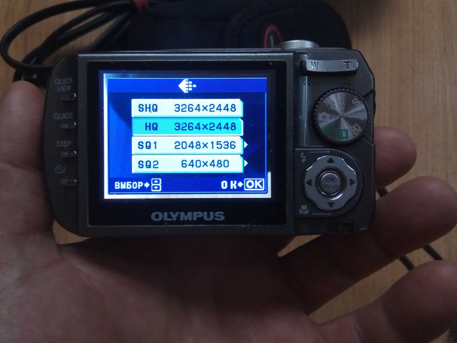 У відмінному стані якісна цифрова камера Olympus mju 800 Digital
