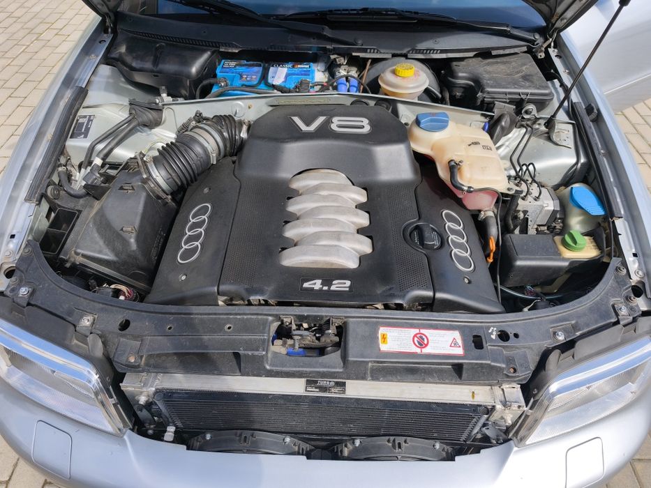Audi A4 B5 quattro 4.2 V8 300KM