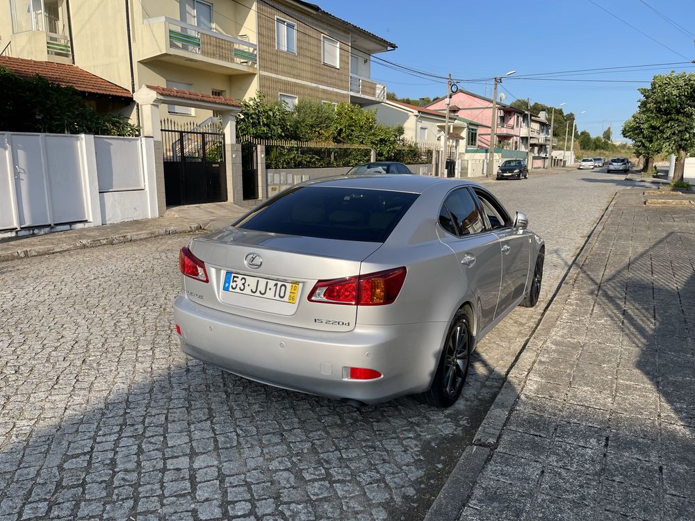 Lexus is 220d nacional