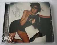 CD Victoria Beckham