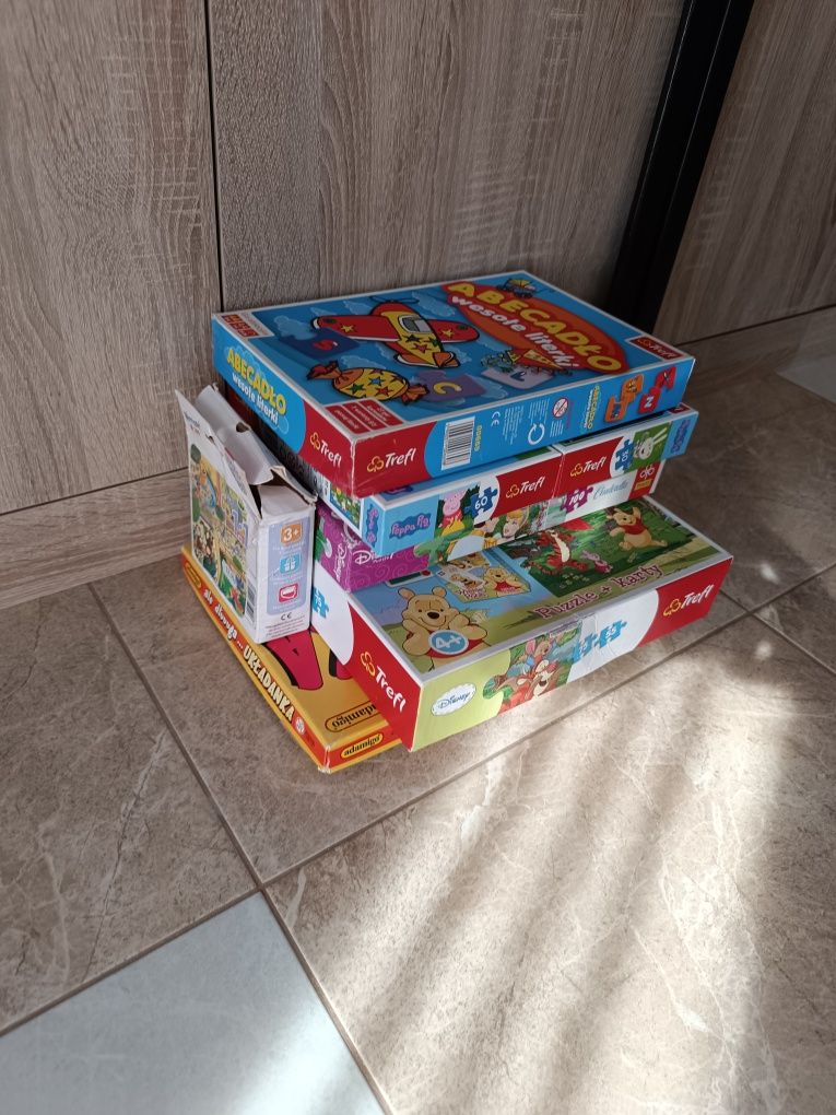 Puzzle układanki dla dzieci