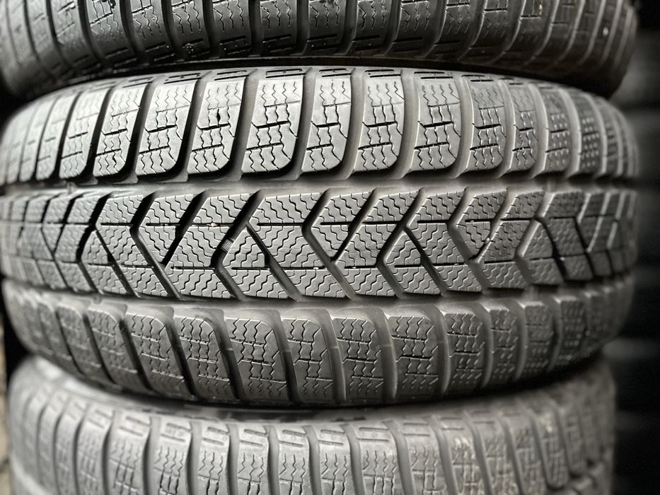 225/50/R17 (зима) Pirelli Sottozero 3 Winter