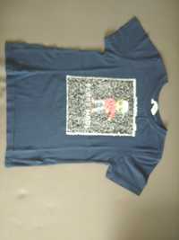 T-shirt podkoszulek 134/140 cekiny