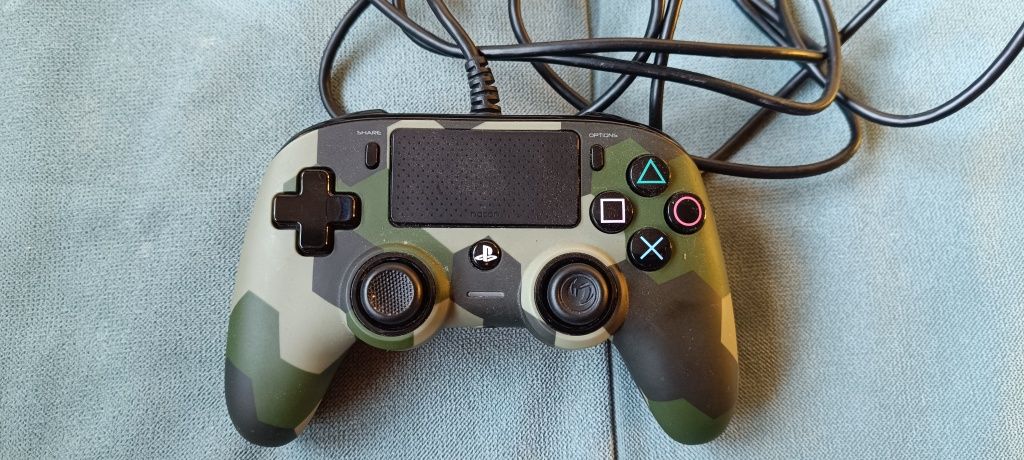 Pad przewodowy do PS4 Nacon zielony