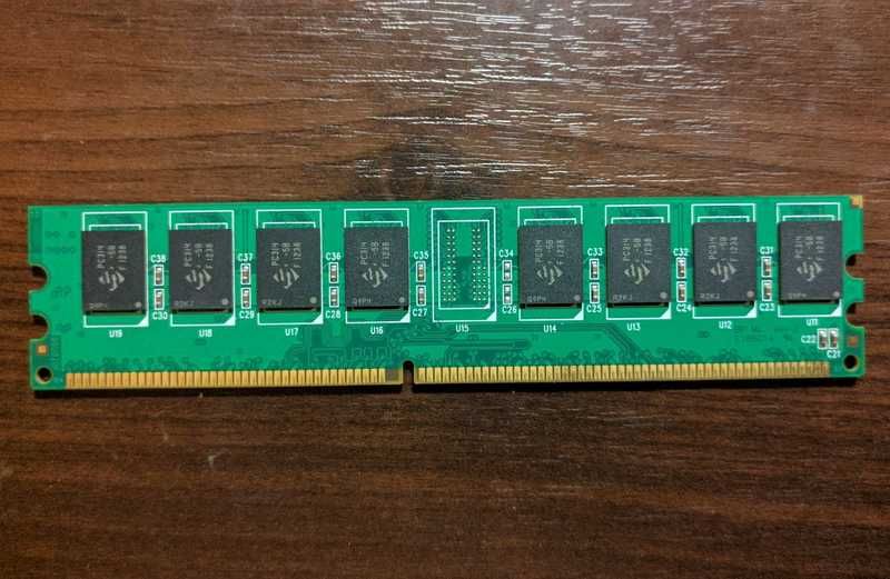 Продам оперативную память GR400D64L3/1GB DDR 1GB PC3200 DIMM