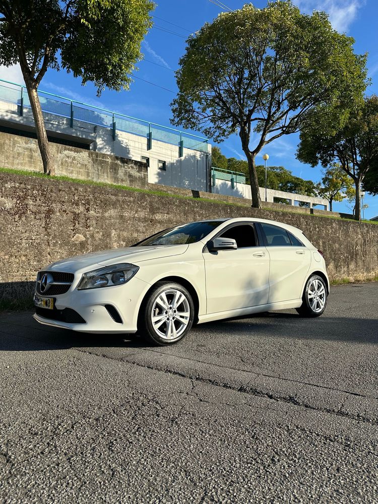 2016 Mercedes Classe A | 99000 km | Nacional