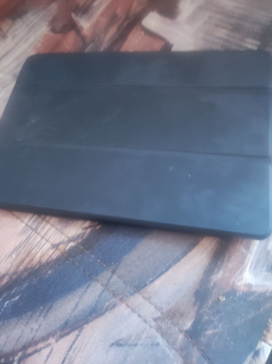 Table Lenovo  M11 etui i rysik -stan jak nowy