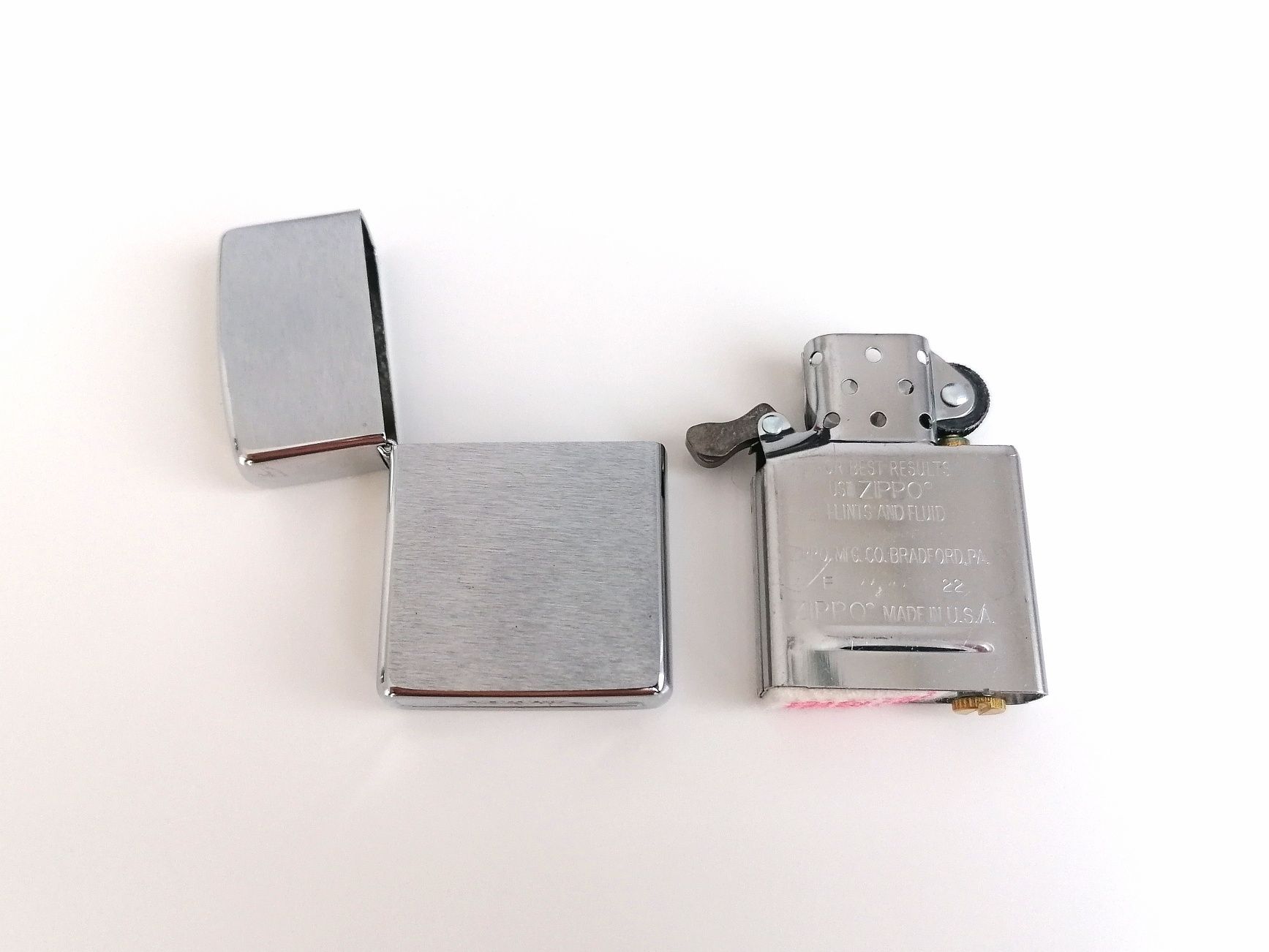 Nowa Zippo Brushed Chrome z 1994 roku