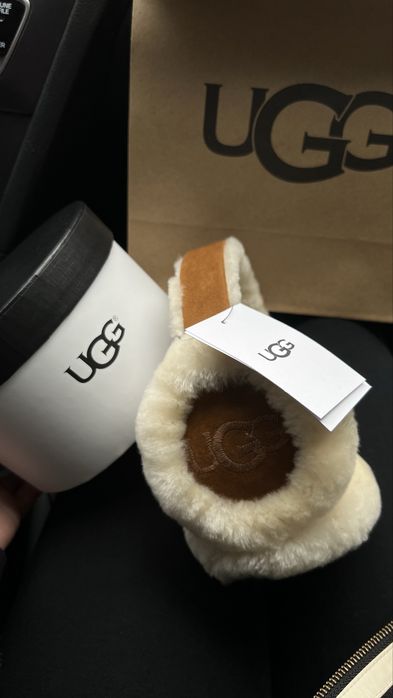 Навушники UGG з натурального хутра з подарунковим пакуваням