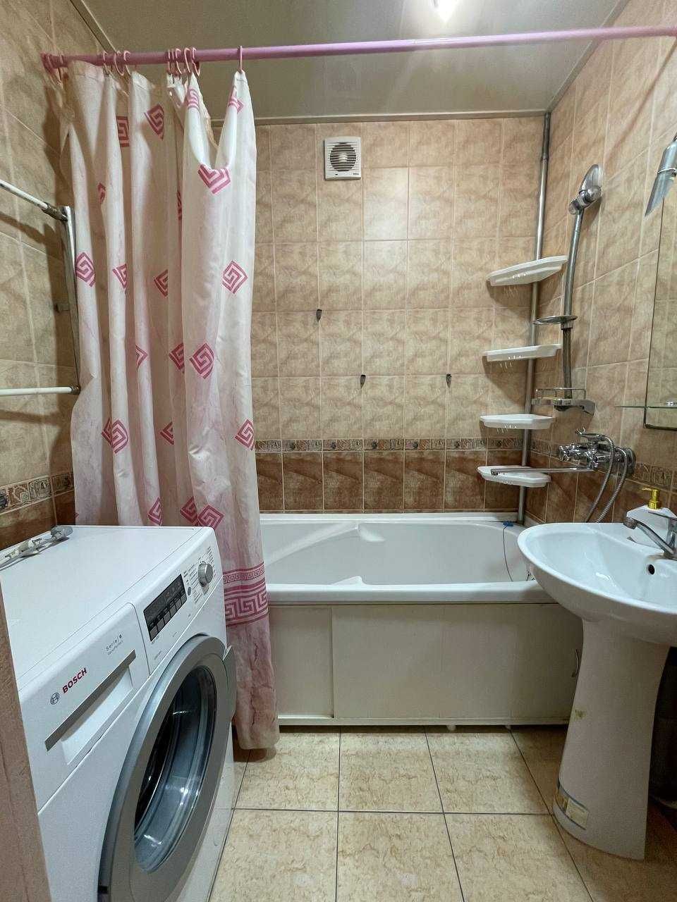 Продам 2-кімнатну квартиру в центрі міста по вул. Пушкіна