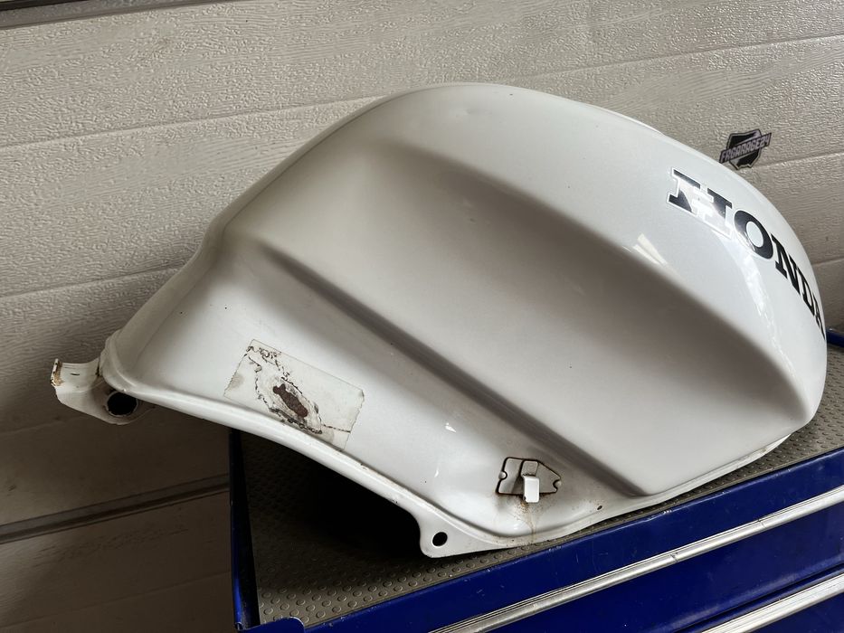 Zbiornik paliwa bak honda VFR 750 F RC 36