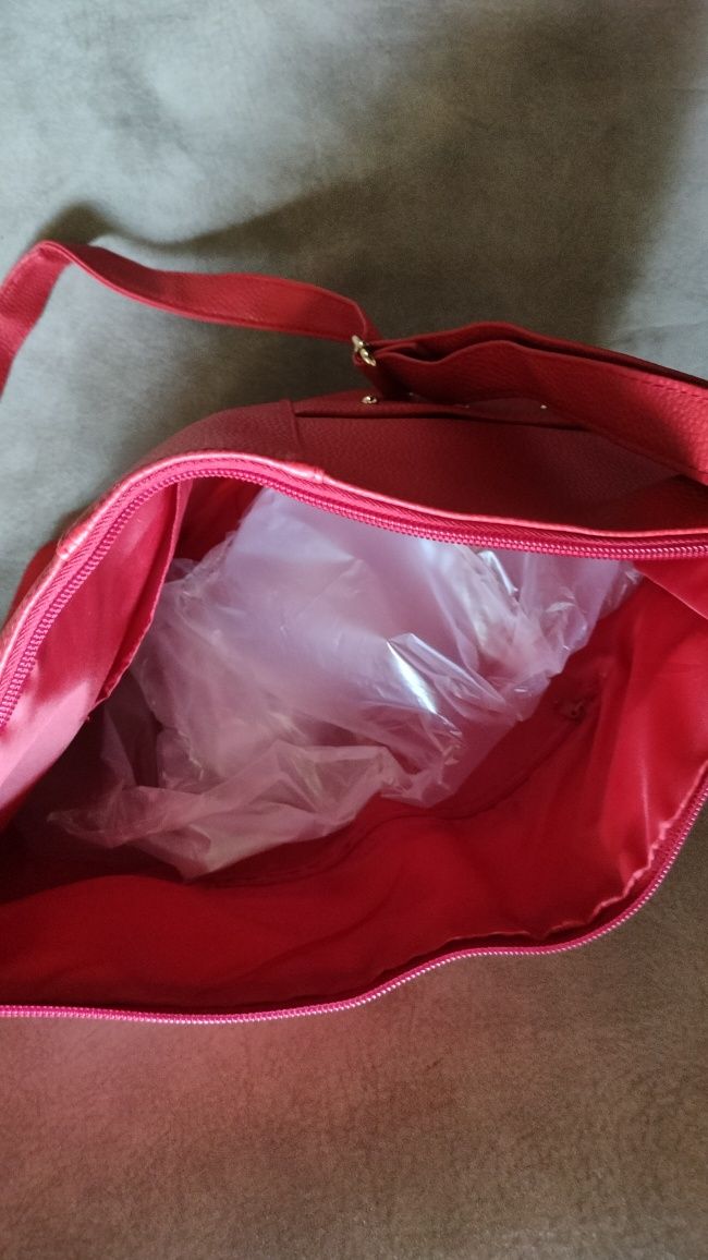 Nowa czerwona torba shopper